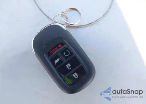 2025 Honda Pilot Touring z USA, uszkodzony, nr VIN 5FNYG1H77SB018327